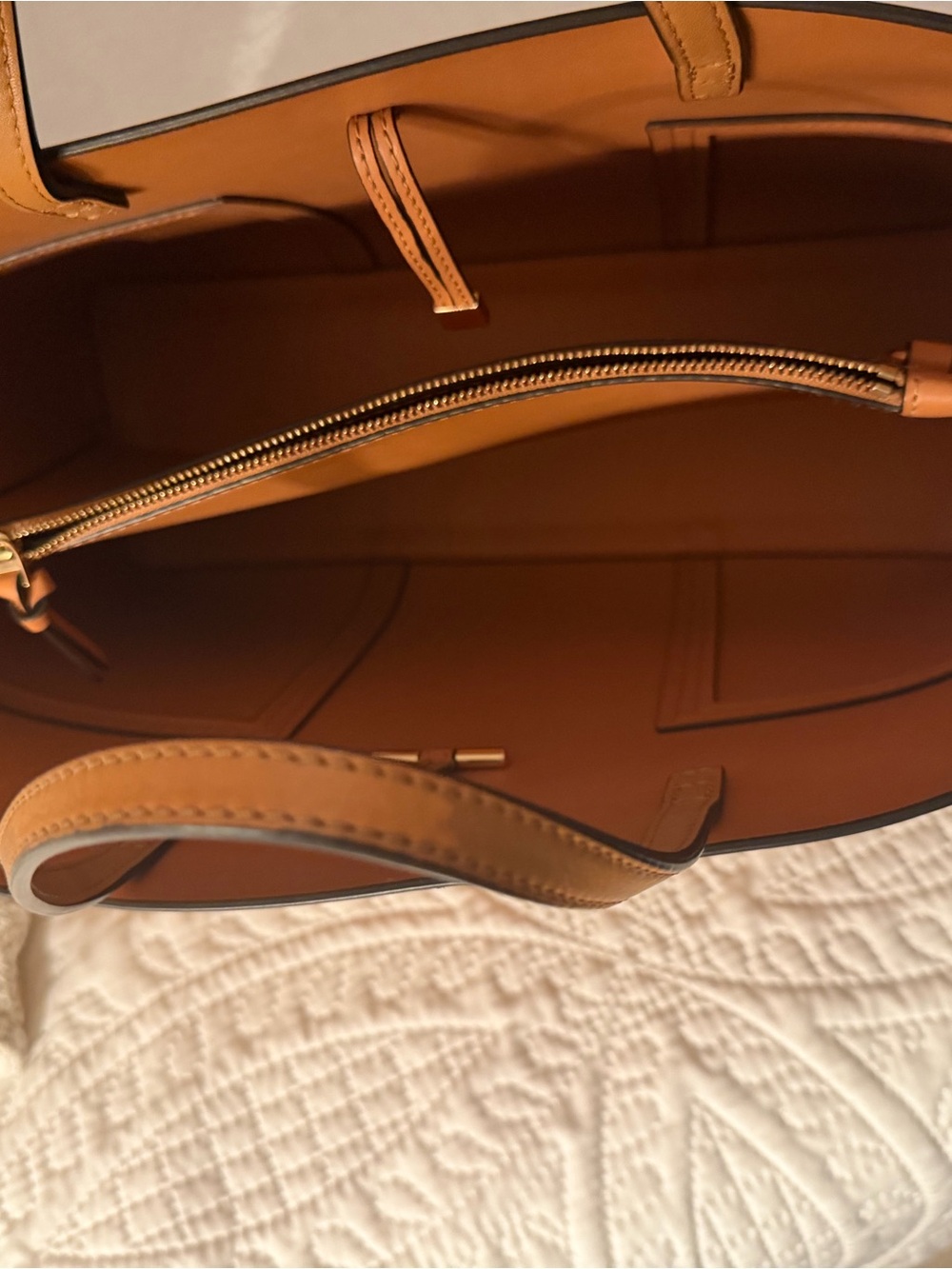 Tory Burch Caramel Tan Leather Tote with Front Slip Pockets - Picture 4 of 4